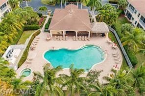 6050 Jonathans Bay CIR 102-37