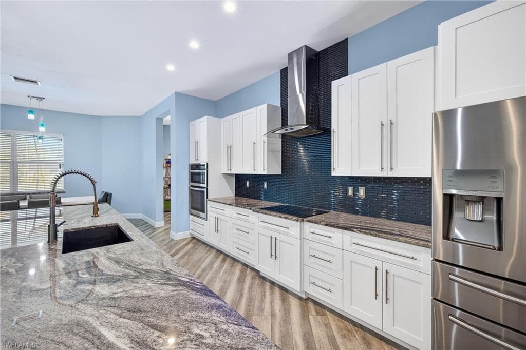 24000 Claire ST-16