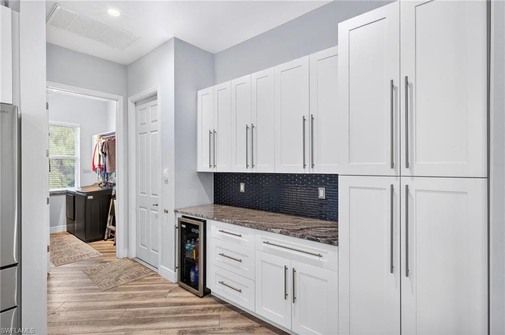 24000 Claire ST-18