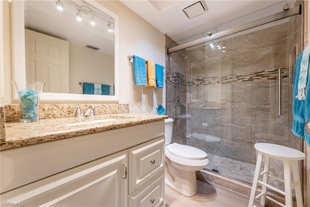 15350 Moonraker CT 305-23