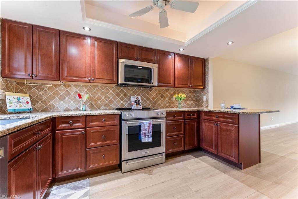 15350 Moonraker CT 305-6
