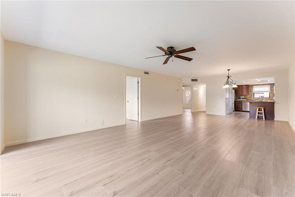 15350 Moonraker CT 305-15