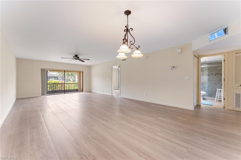 15350 Moonraker CT 305-11