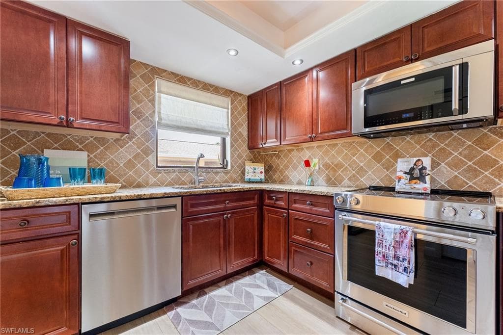 15350 Moonraker CT 305-8