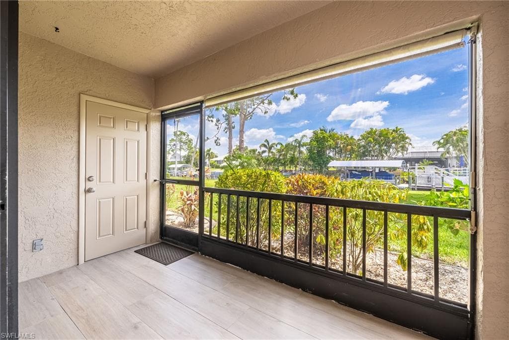 15350 Moonraker CT 305-25