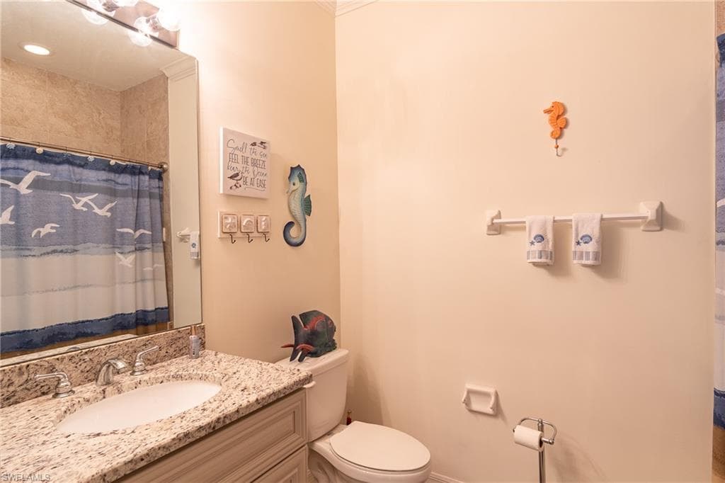 1102 Winding Pines CIR 206-27