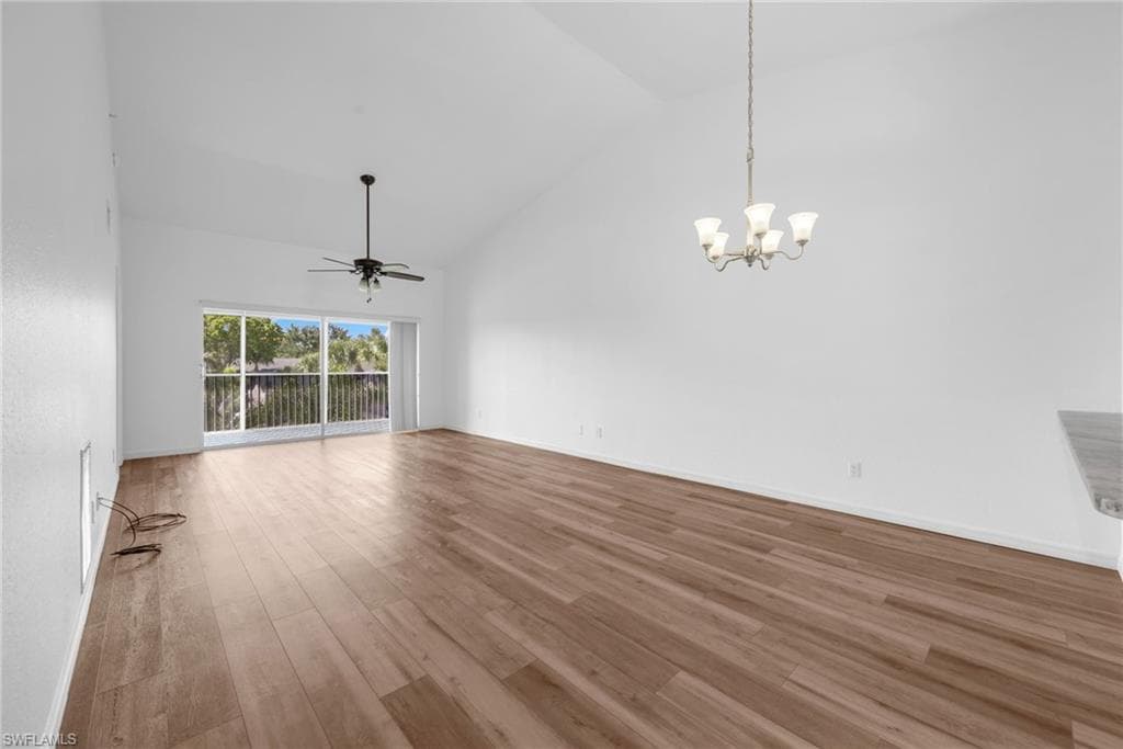 3250 Cypress Glen WAY 423-2