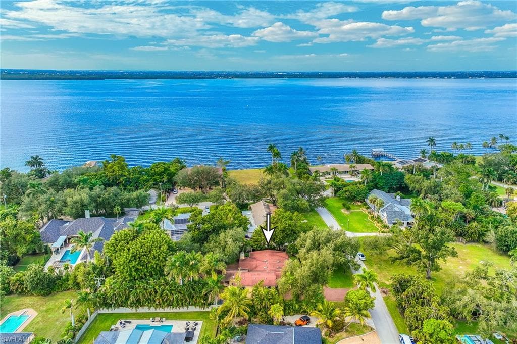 1250 Florida AVE-33