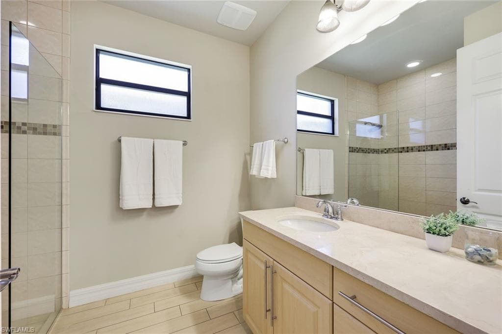 1243 Briarwood CT-13