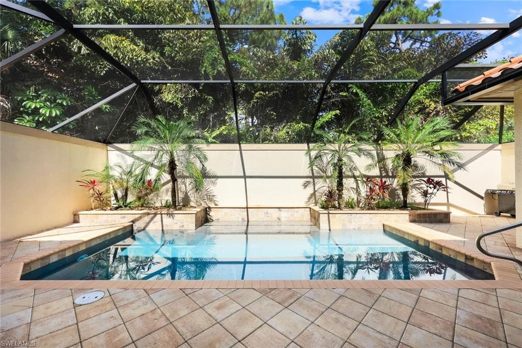 1243 Briarwood CT-1