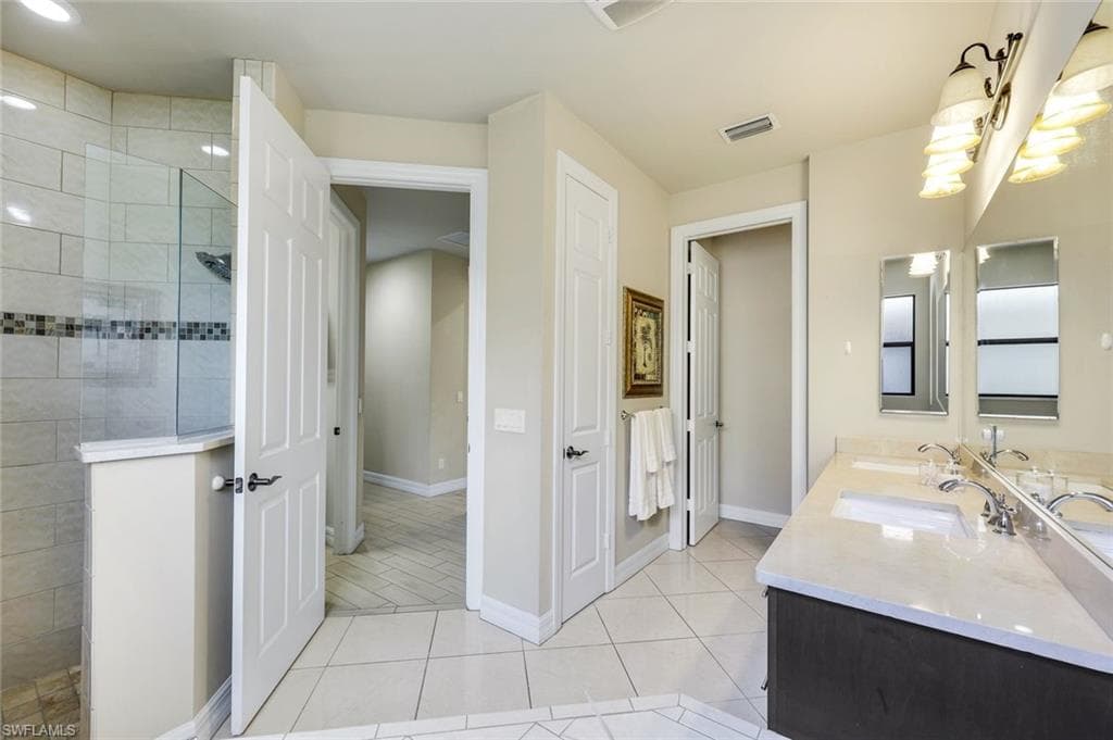 1243 Briarwood CT-11