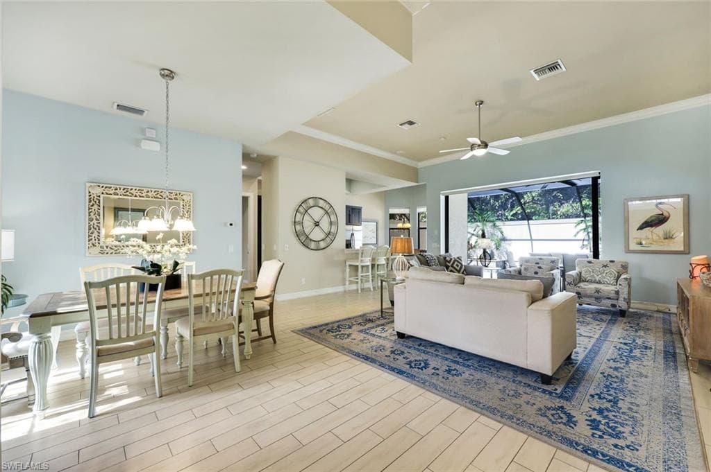 1243 Briarwood CT-4
