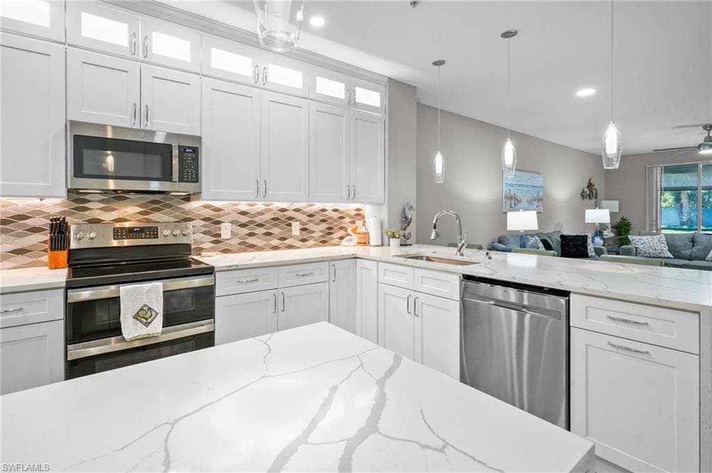 11041 Gulf Reflections DR 103-4