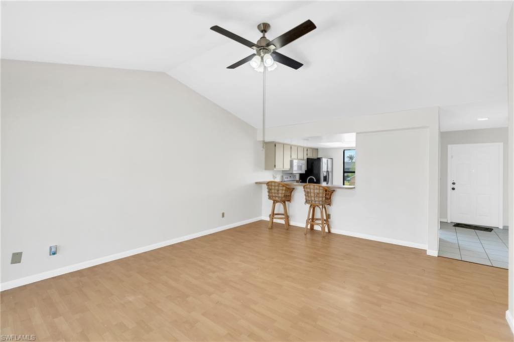 4708 SW 8th PL 203-24