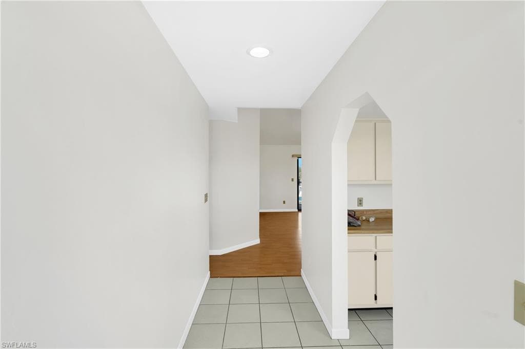 4708 SW 8th PL 203-14