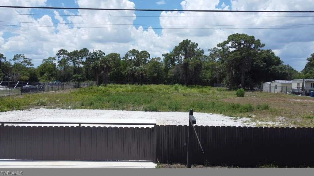 8226 Grady DR-3