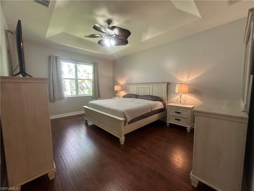 2004 Tarpon Bay DR N 201-22