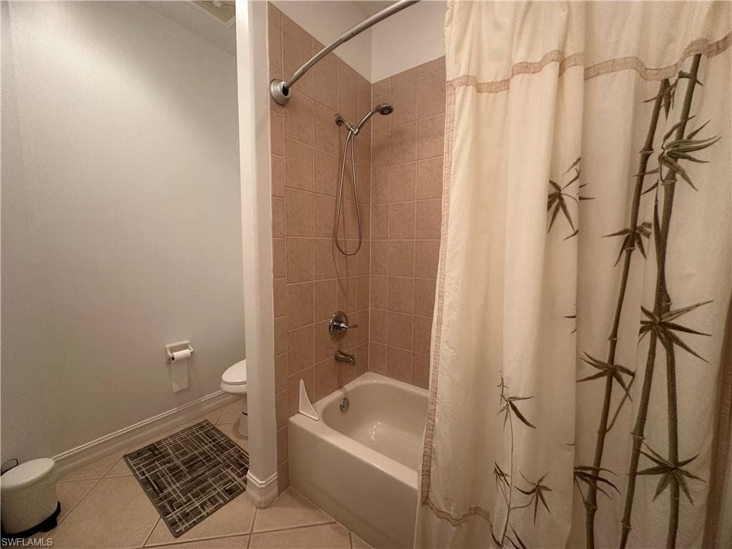 2004 Tarpon Bay DR N 201-28