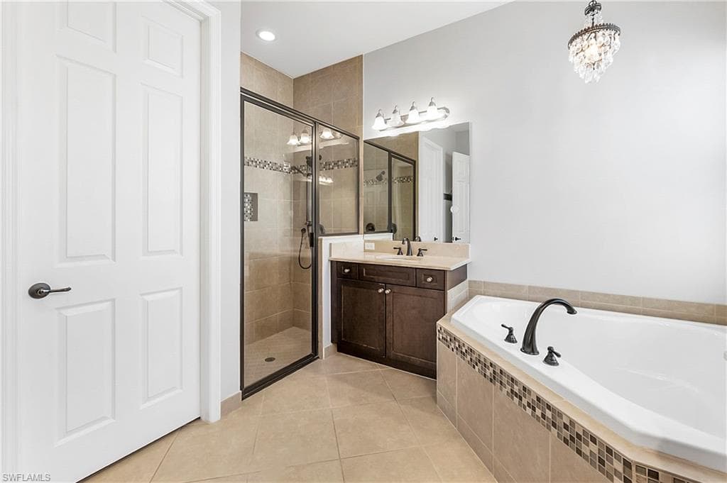4158 Aspen Chase DR-17