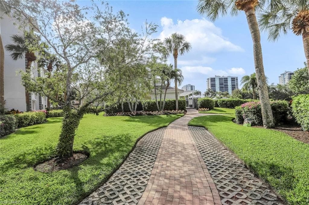 340 Horse Creek DR 305-25