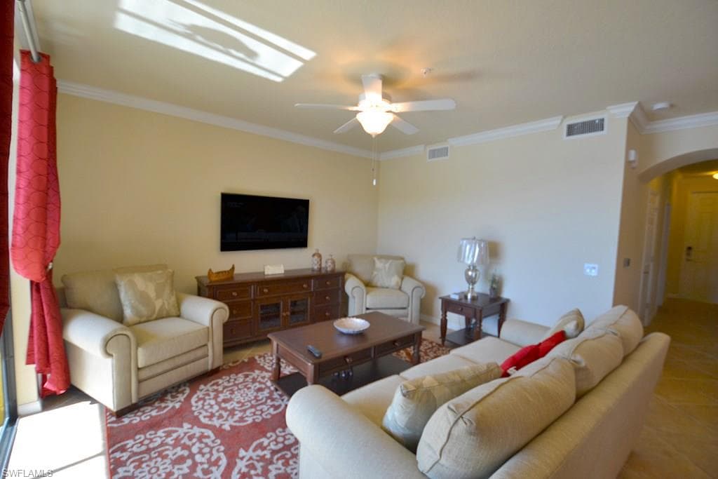 9560 Trevi CT 4816-6