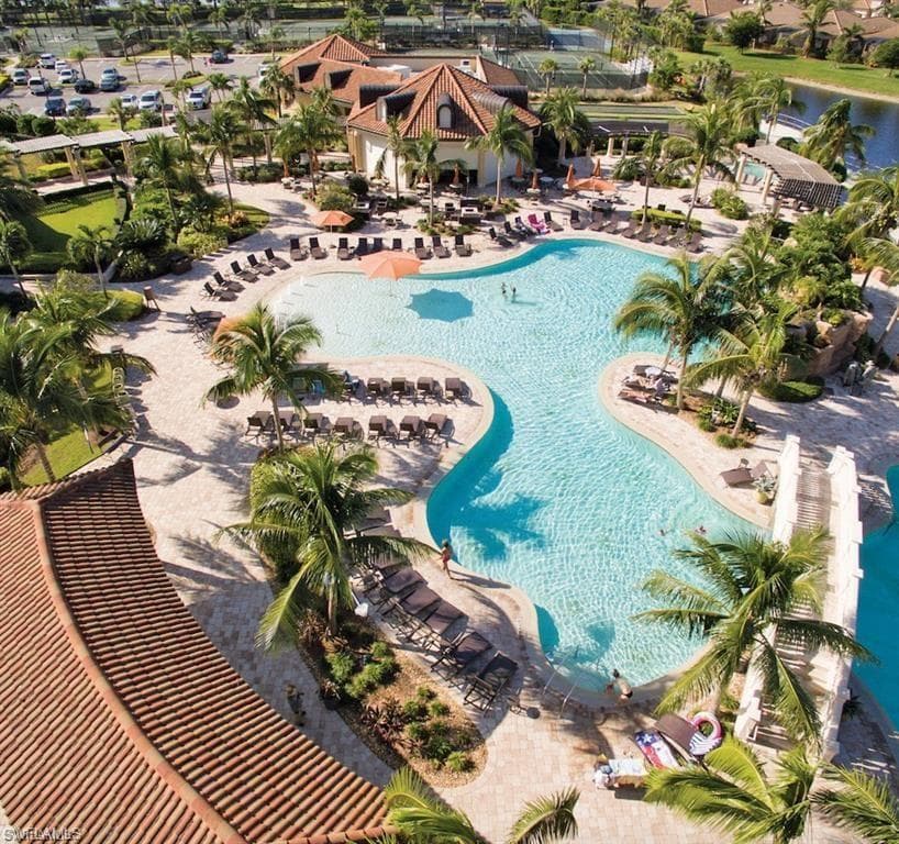 9560 Trevi CT 4816-3