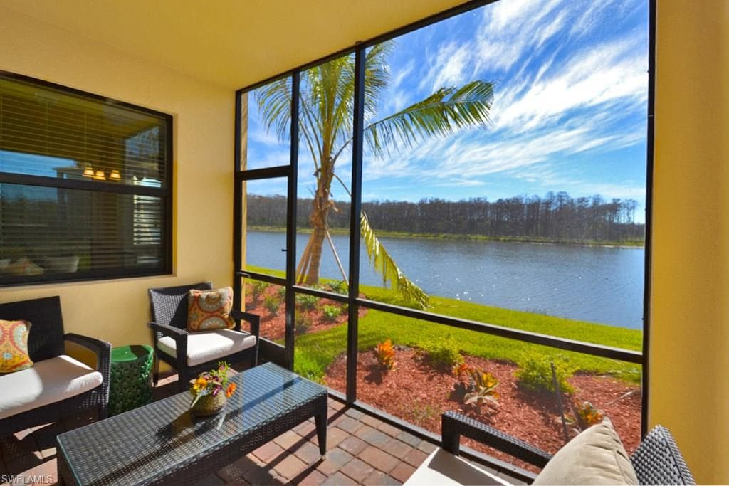 9560 Trevi CT 4816-20