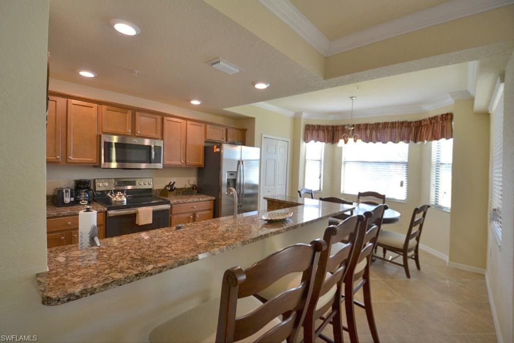 9560 Trevi CT 4816-8