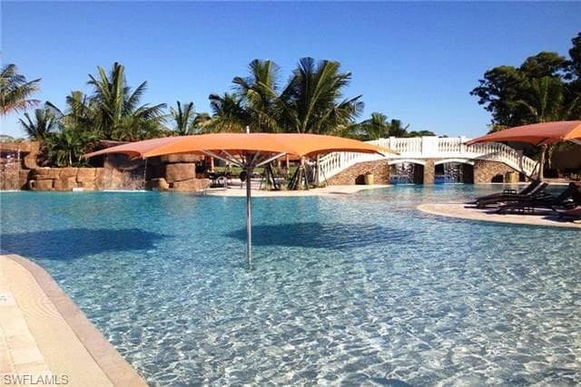 9560 Trevi CT 4816-25