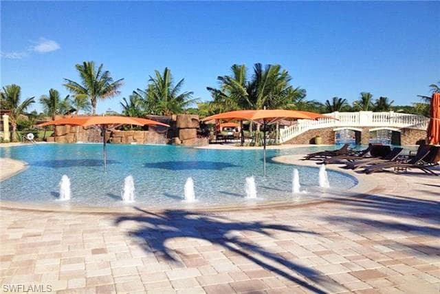 9560 Trevi CT 4816-21
