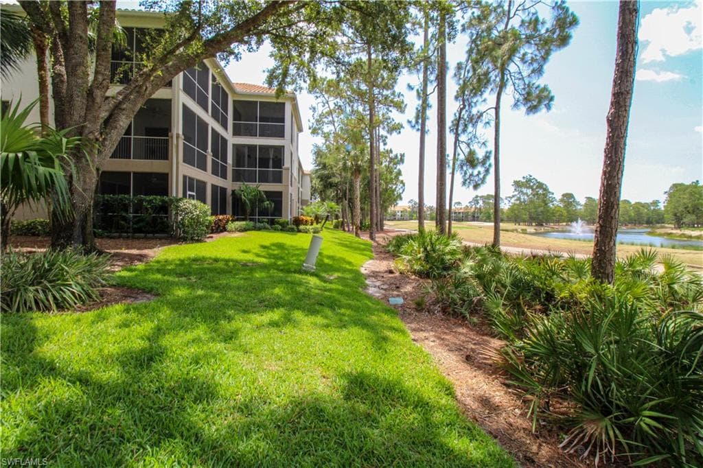8217 Parkstone PL 102-47