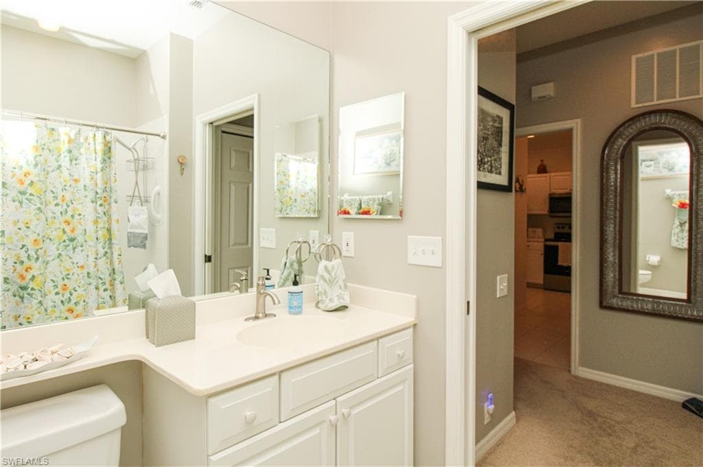 8217 Parkstone PL 102-32