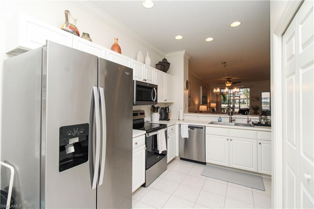 8217 Parkstone PL 102-20