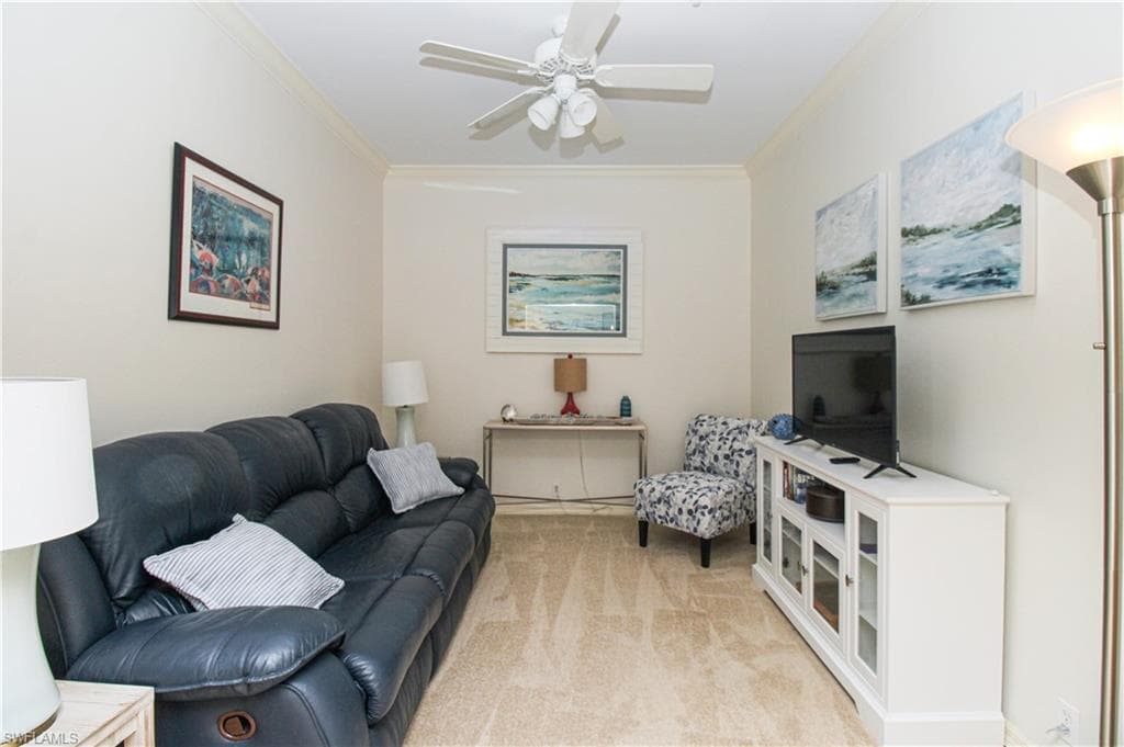 8217 Parkstone PL 102-33