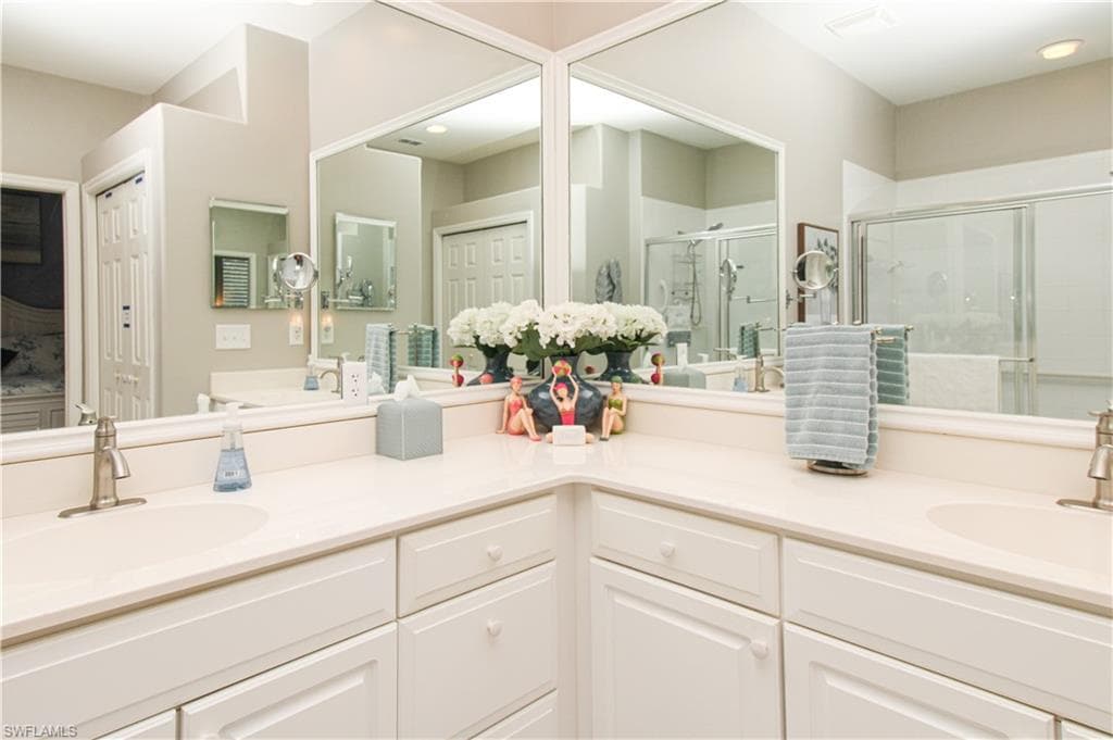 8217 Parkstone PL 102-39