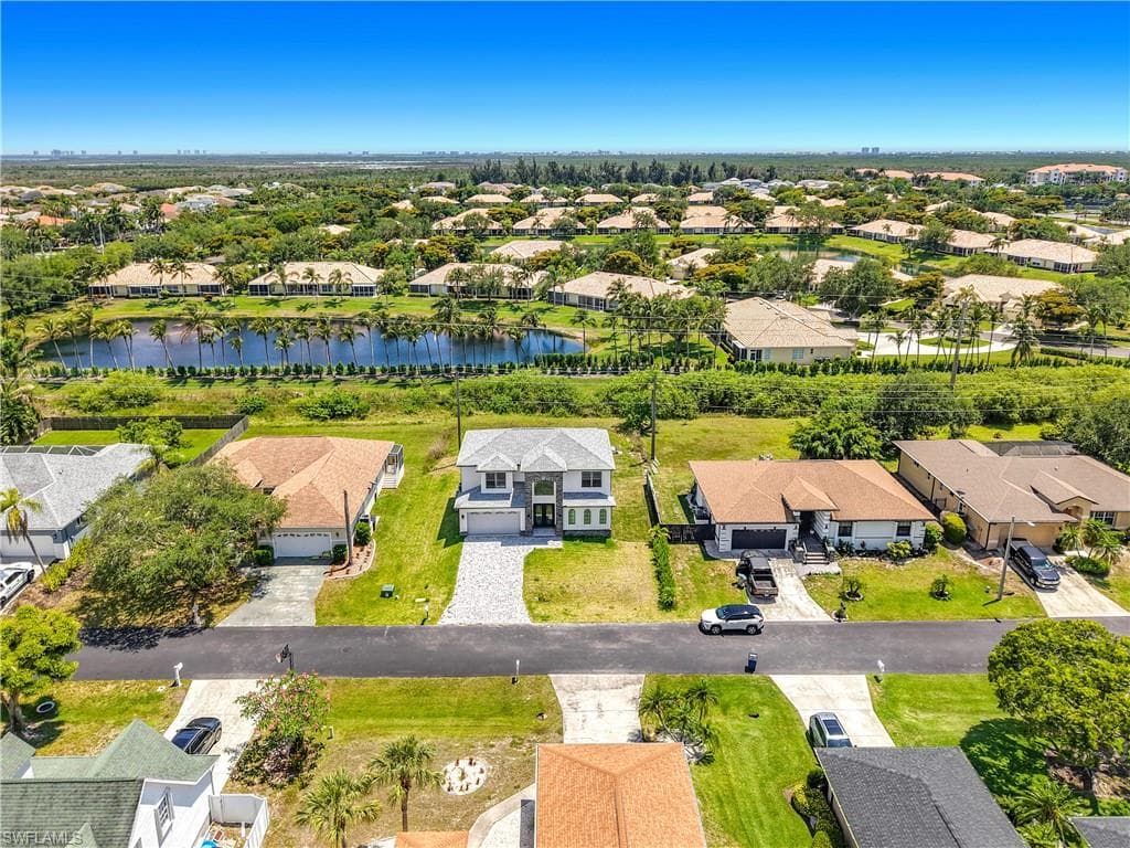 8831 Woodgate DR-47