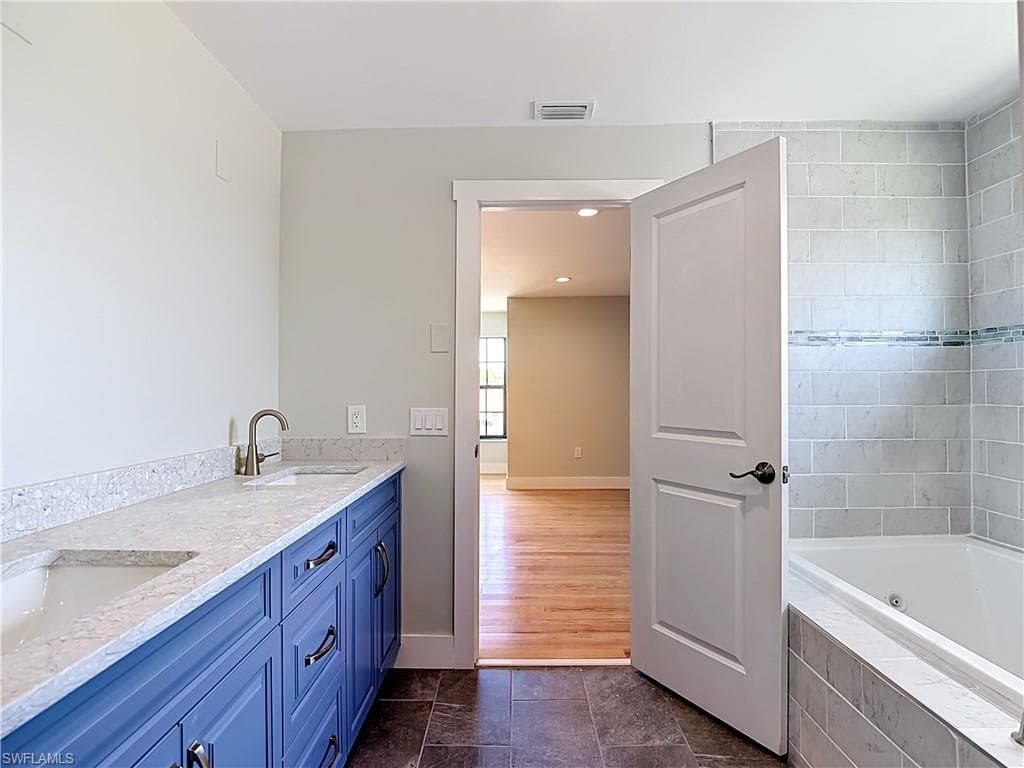 8831 Woodgate DR-32