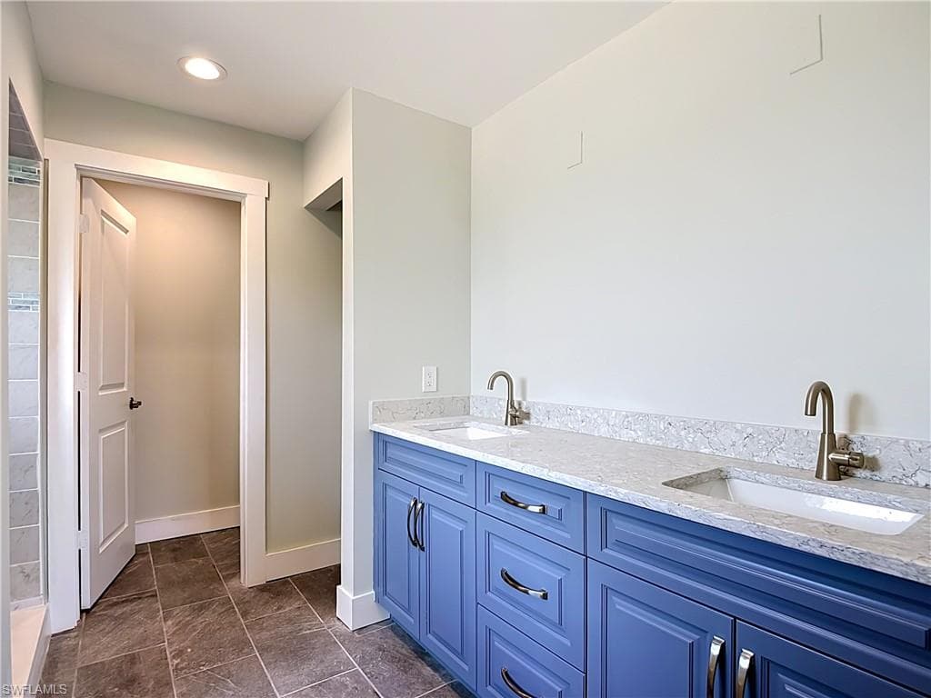 8831 Woodgate DR-29