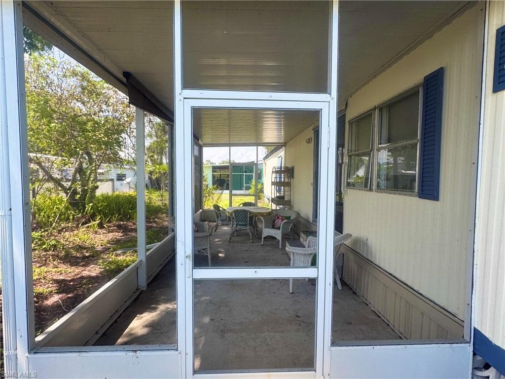 181 Grassy Key LN 49-12