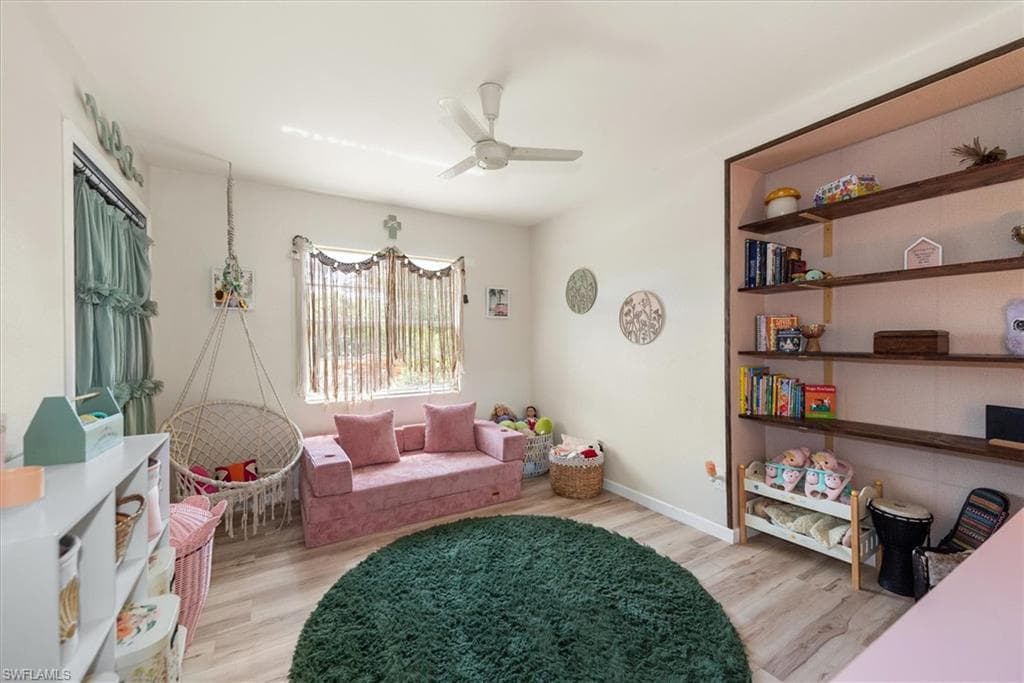 2431 N Westwood DR-21