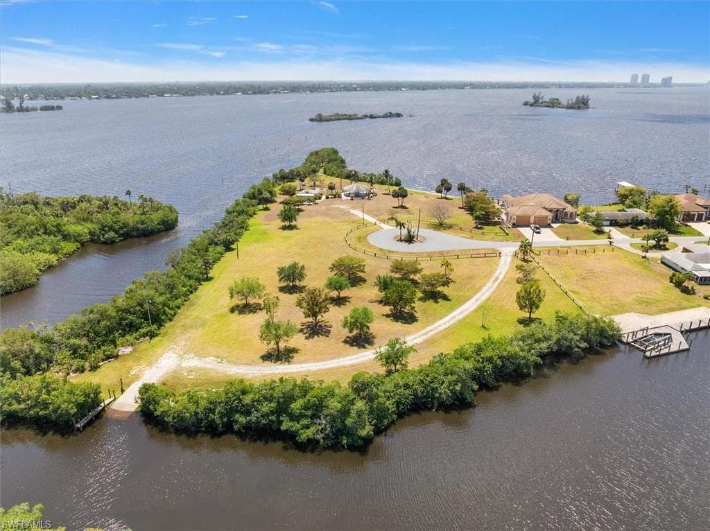 2431 N Westwood DR-40