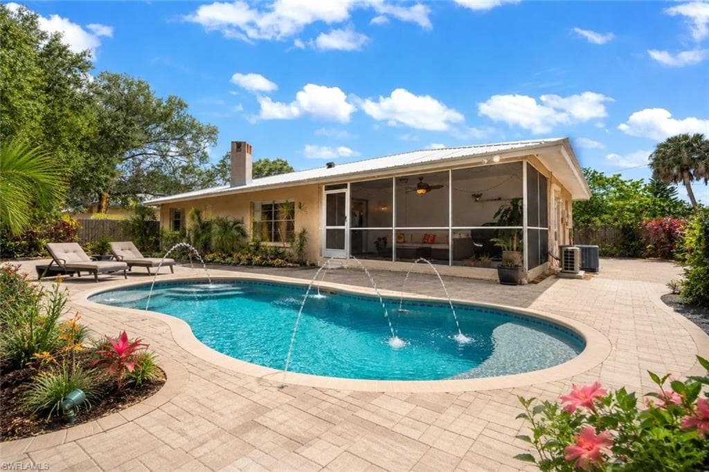 2431 N Westwood DR-8