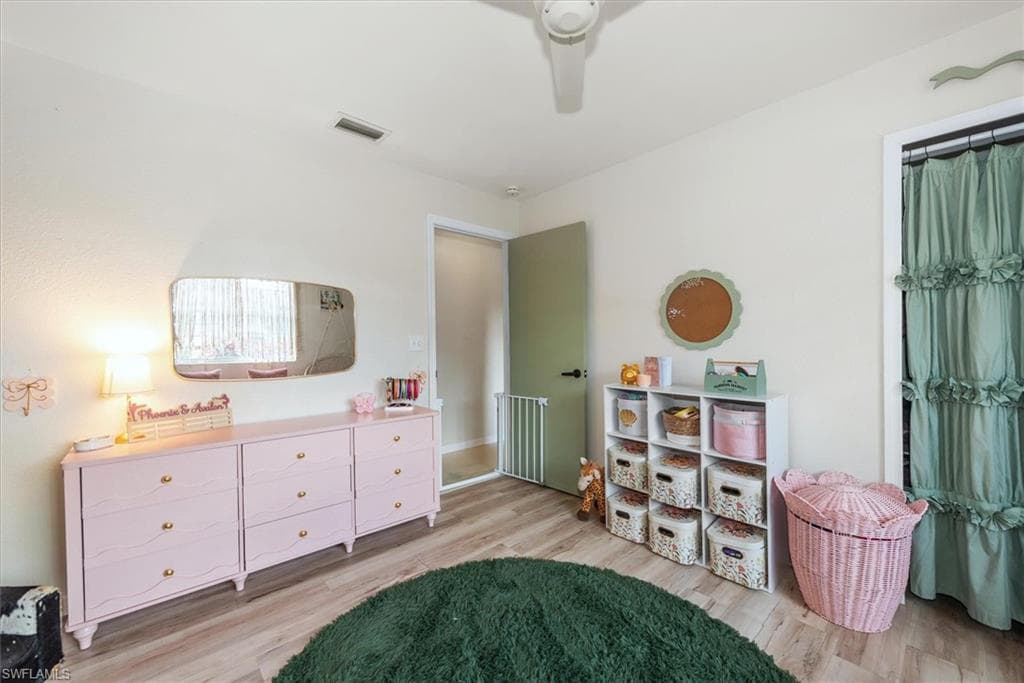 2431 N Westwood DR-22