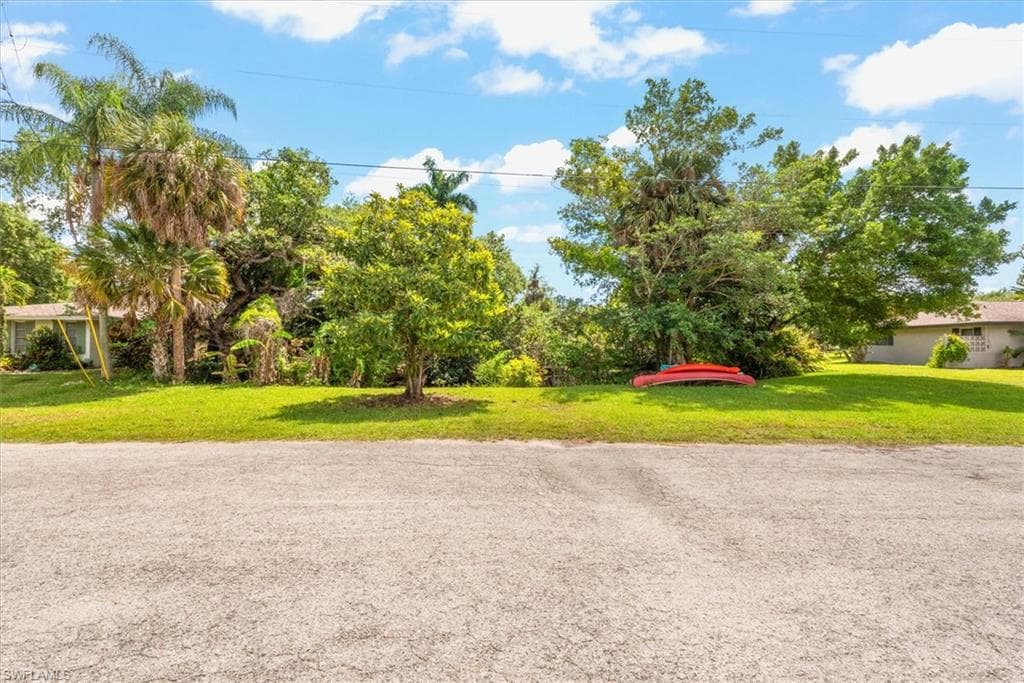 2431 N Westwood DR-31