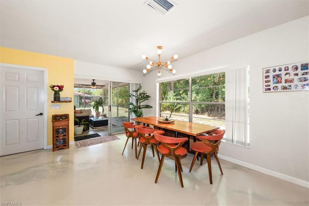 2431 N Westwood DR-13