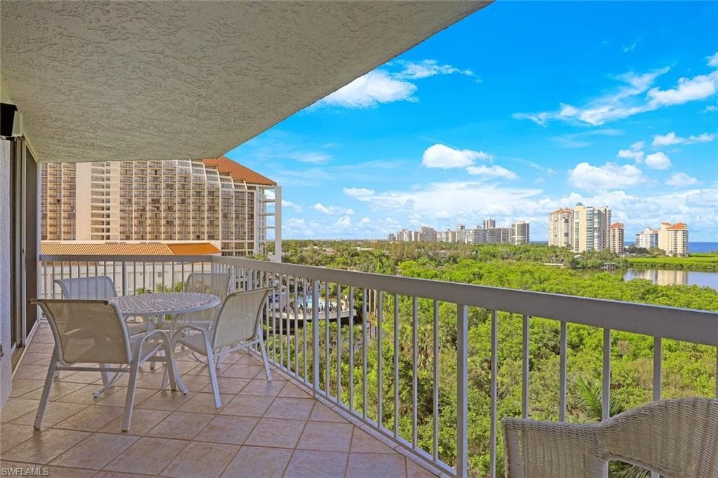 5501 Heron Point DR 702-19