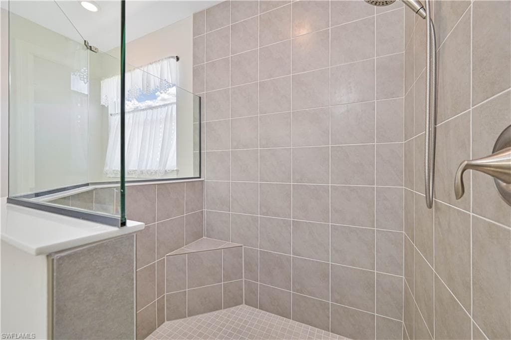 18237 Everson Miles CIR-19