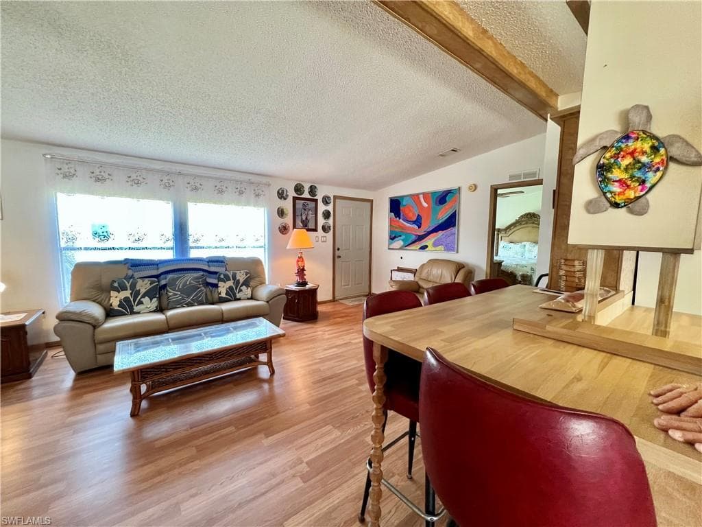 573 Cape Florida LN-11