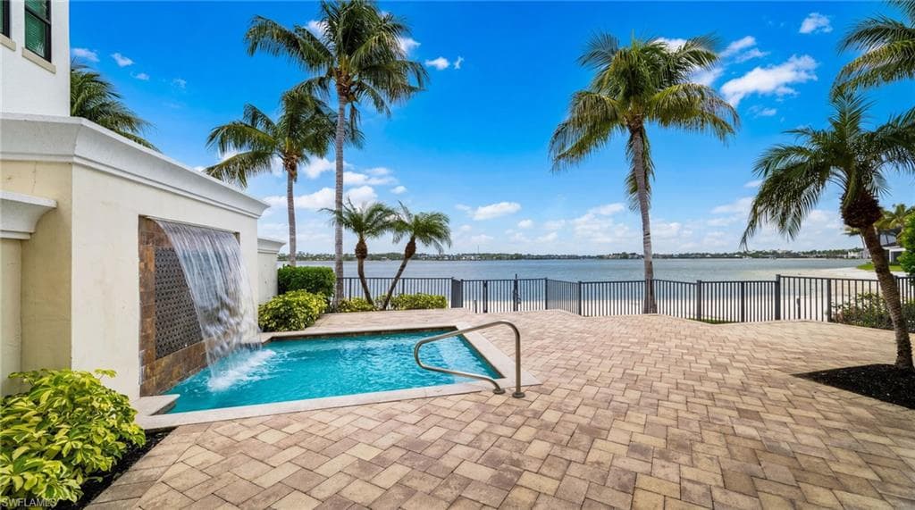 11759 Via Savona CT-22