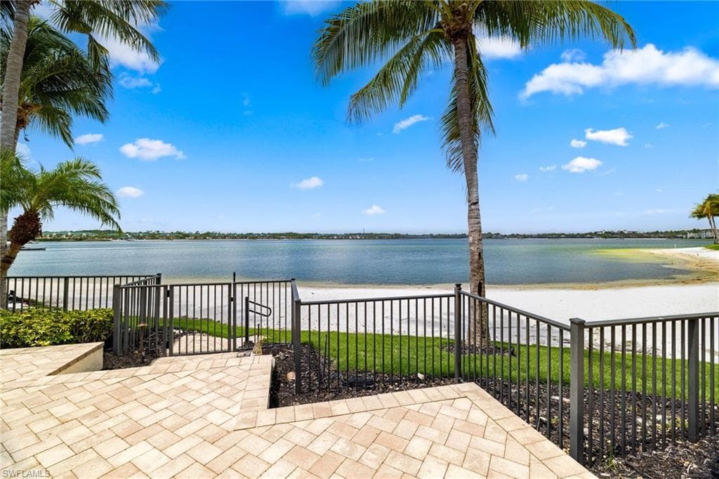 11759 Via Savona CT-24